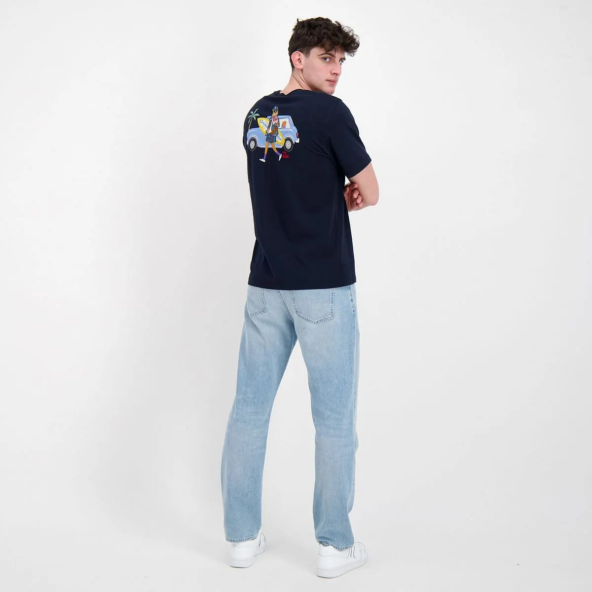      IN THE BOX T-SHIRT POCKET SURF MISTER BOX  